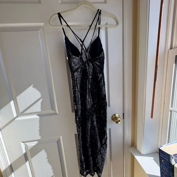 Windsor Black Evening Dress - Picture 8 of 8